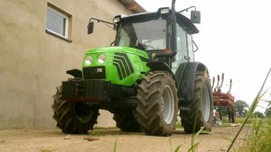 Deutz-Fahr Agroplus 67 & Kultywator