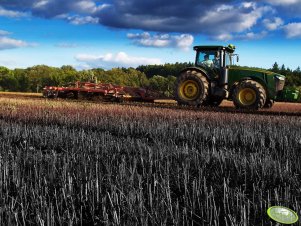 John Deere 8335R + Väderstad TopDown 400