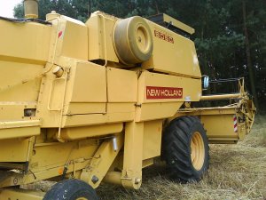New Holland 8050