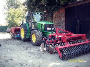 John Deere 6630