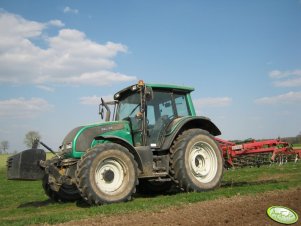 Valtra N111 i agregat uprawowy UG