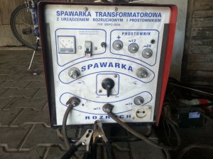 Spawarka transformatorowa z prostownikiem i rozruchem.