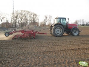 MF 8140 i Kongskilde Germinator SP 6000