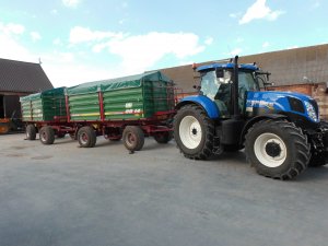 New Holland T7 210