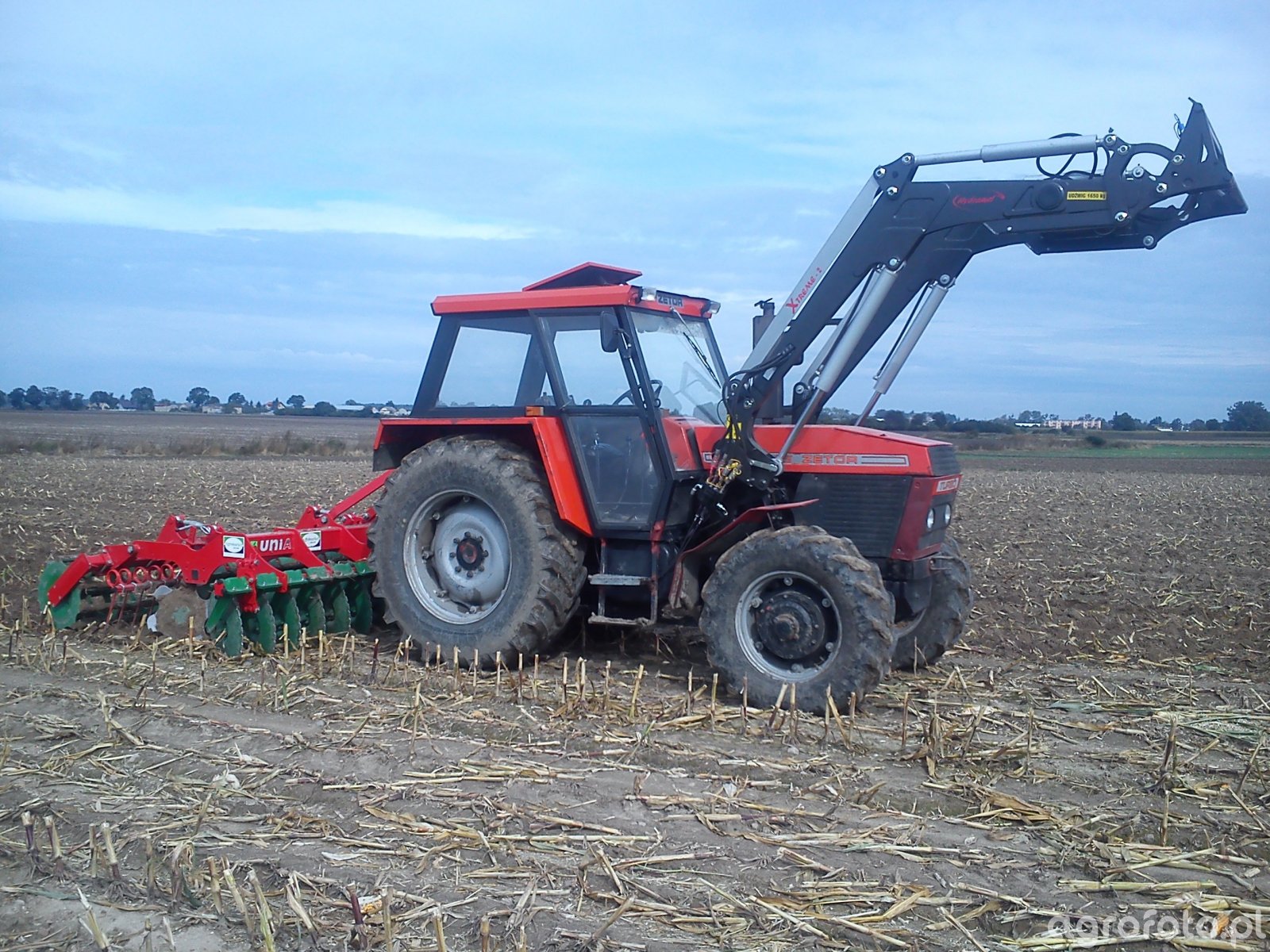 Fotografia traktor Zetor 10045 id453979 Galeria rolnicza agrofoto