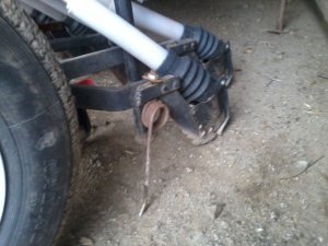 Meprozet spulchniacz ziemi za kołem