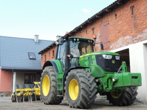 John Deere 6170M + Strom Ecoland 3000 RT
