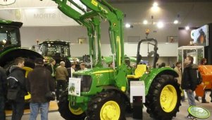 John Deere 5065