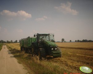 John Deere 8330 + Fliegl