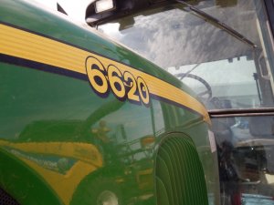 John Deere 6620