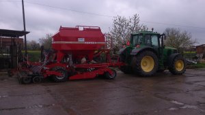 John Deere 6920s i Horsch pronto 3 dc