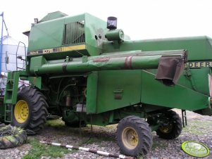 John Deere 1075