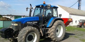 New Holland TM165