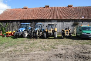 New Holland T6050 Pronar 82 sa Ursus 1214 Ursus c-360