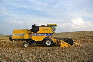 New Holland TC5050