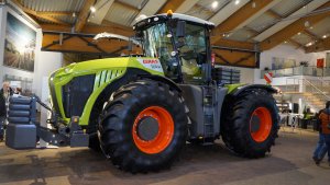 Claas Xerion 4500  Agrol-Land