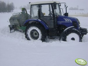 Farmtrac 70 4WD + Beczkowóz