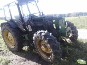 John Deere 2650