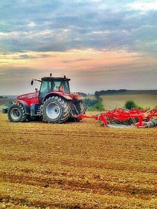 Massey Ferguson 7495