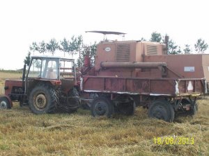 Ursus C-360 + przyczepa i Bizon