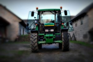 John Deere 6200