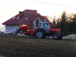 Massey Ferguson 3120 + Zestaw Uprawowo Siewny Agro-Massz