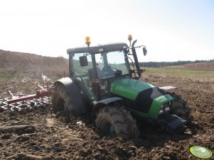 Deutz Fahr Agrofarm 420 i brony