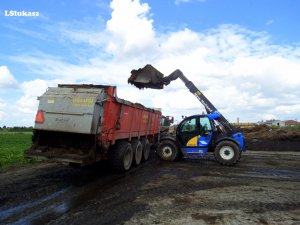 New Holland LM5040