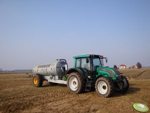 Valtra N111 + Joskin 8400 ME