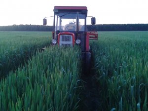 Ursus C-330 + opryskiwacz