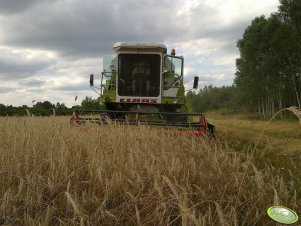 Claas Dominator 76