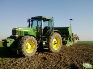 John Deere 7710 & Amazone AD 303