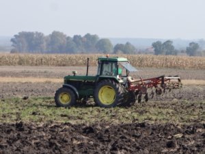 John Deere 3350 +Gruber FRICK