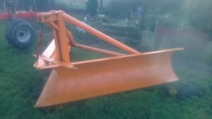 Pług do odśnieżania 1