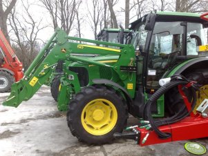 John Deere 5100R