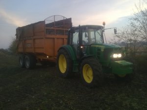 John Deere 6230