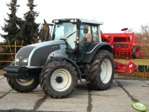 Valtra T131