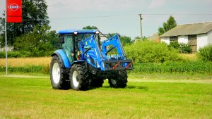 New Holland TD5.105