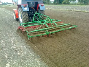 Zetor 7745 + agregat uprawowy na bronie ciężkiej
