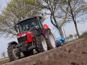 Massey Ferguson 3630 Xtra & Monosem