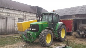 John Deere 6820 + Sano TMR PROFI 5m
