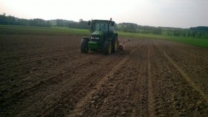 John Deere 5090R & Meprozet S100