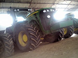 Jonh Deere 8130