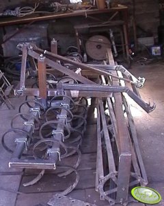 Agretgat uprawowo siewny