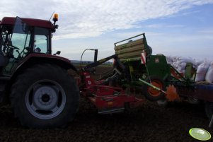 Amazone D9 Super + Case IH Maxxum 135