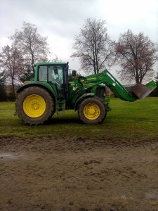 John Deere 6630