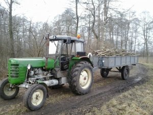 Ursus C-4011 i przyczepa