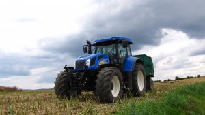 New Holland T7520