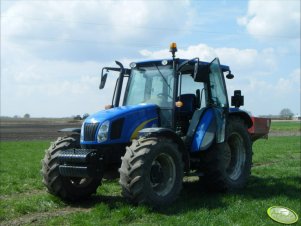 New Holland T5050