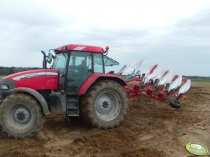 McCormick 135 + Kverneland